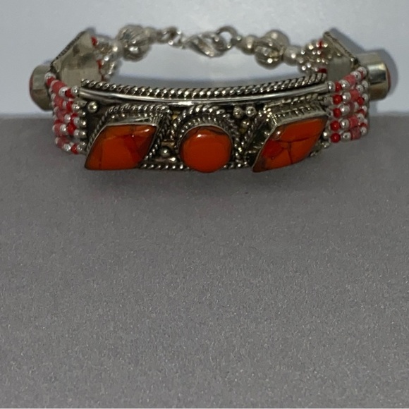 Tibetan gemstone bracelet - Picture 2 of 16